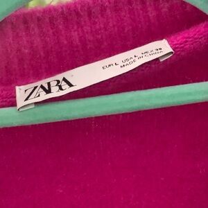 ZARA Bright Fuchsia Knit Sweater
